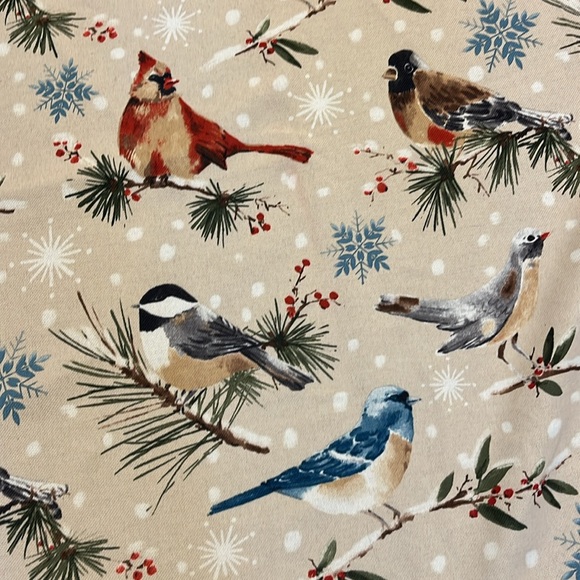 The farmhouse Rachel Ashwell table cloth - Picture 5 of 7